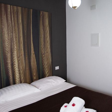 Vicolo Delle Belle Suite Террачина Экстерьер фото